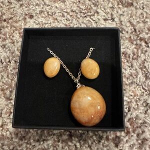 Elegant Gold Necklace Set